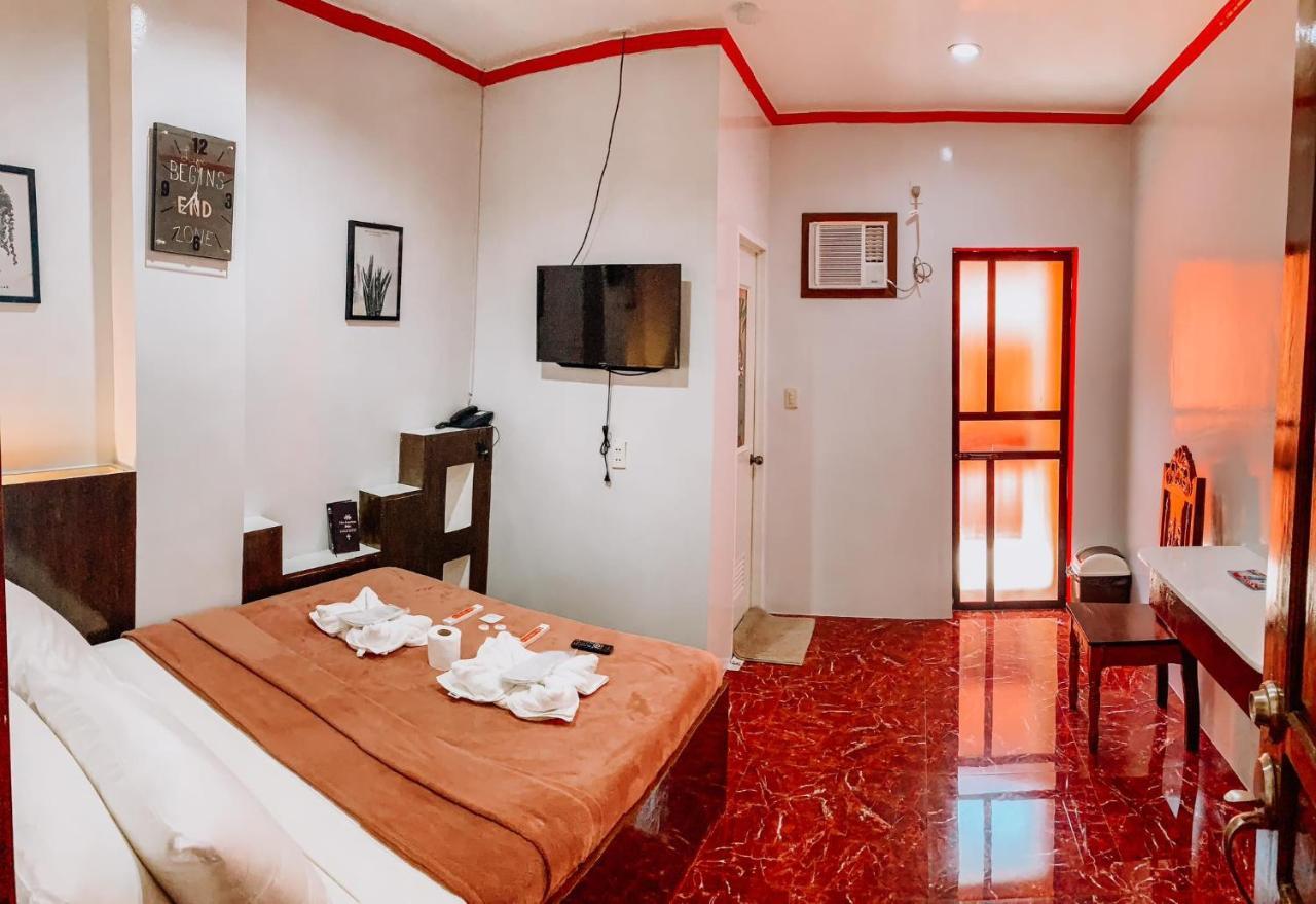 Victoria'S Inn General Luna  Εξωτερικό φωτογραφία